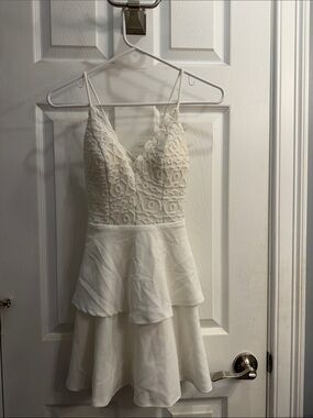 City Studio Cream Lace V-Neck Tiered Peplum Mini Dress
